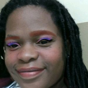 Meet your Posher, Everline